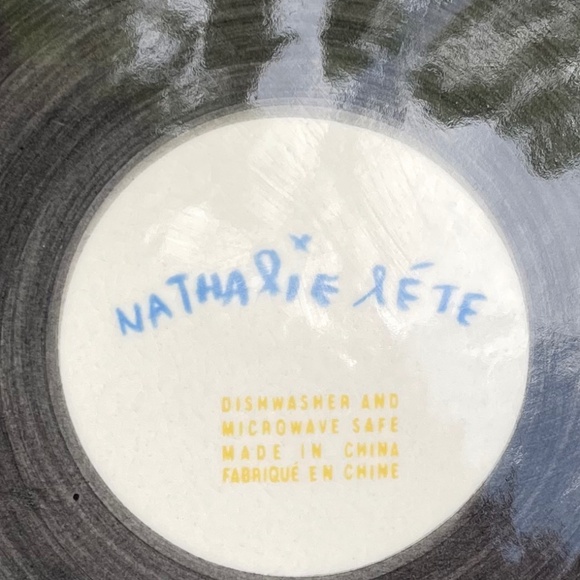 Anthropologie Vibrant Animal Ceramic Plates - Set of 2 - Picture 12 of 12